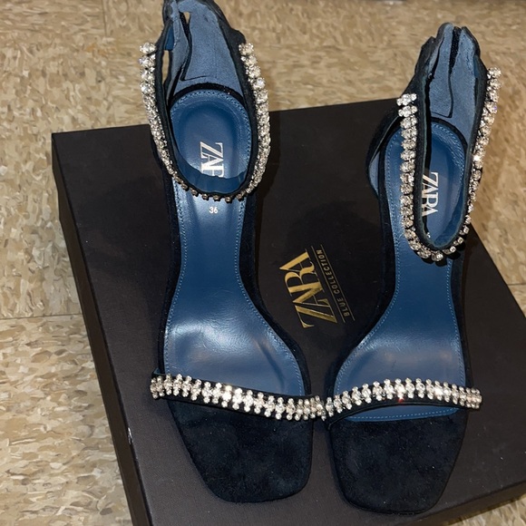 Zara jeweled heels . Worn twice . Perfect condition - Picture 6 of 9
